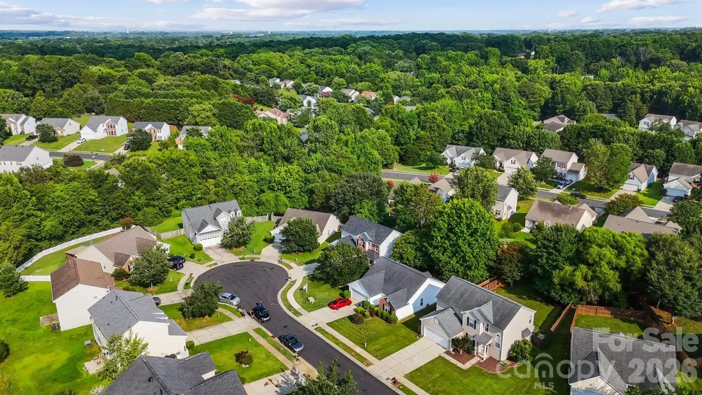 15926 Bubbling Branch Lane Charlotte NC 28273