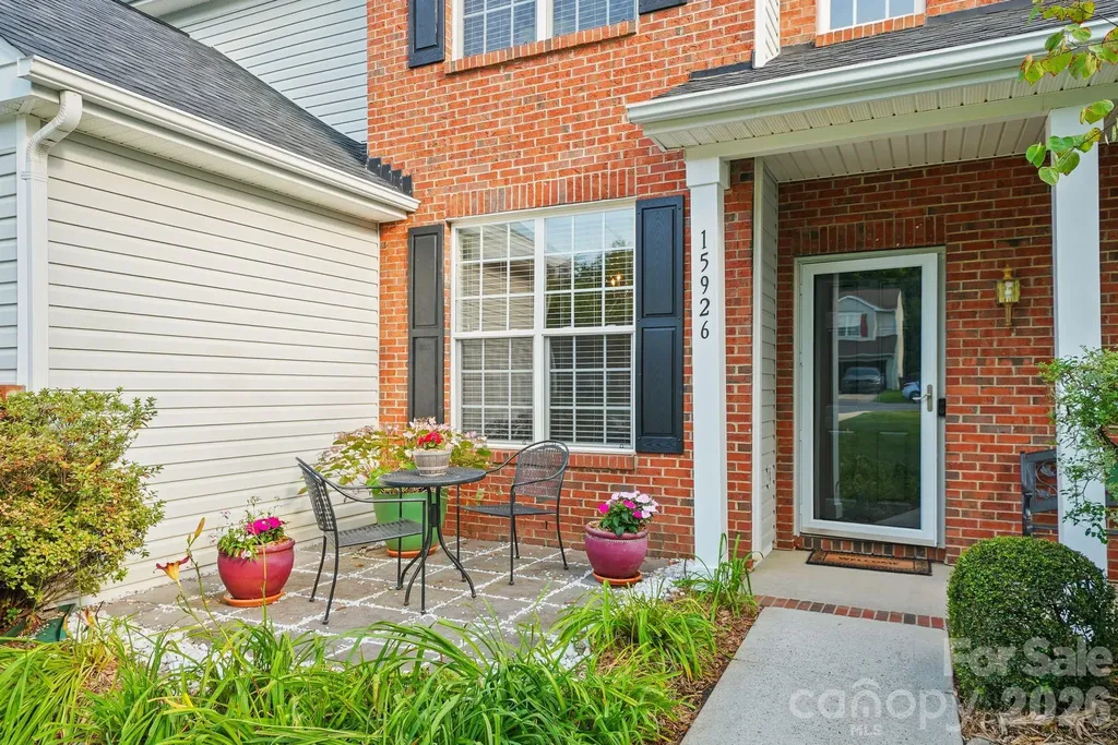 15926 Bubbling Branch Lane Charlotte NC 28273