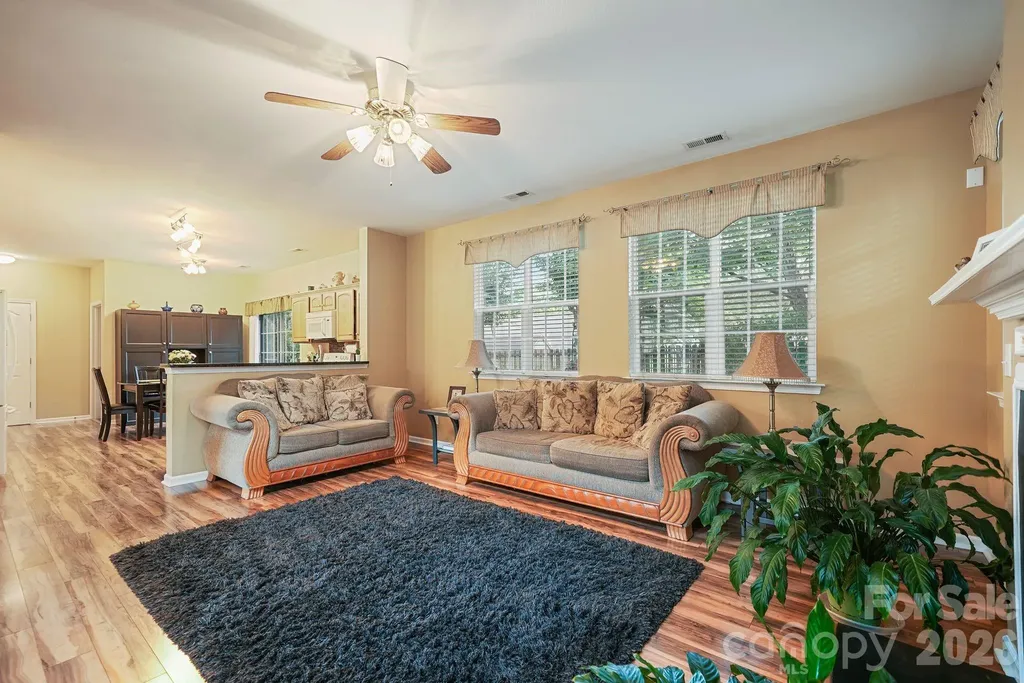 15926 Bubbling Branch Lane Charlotte NC 28273
