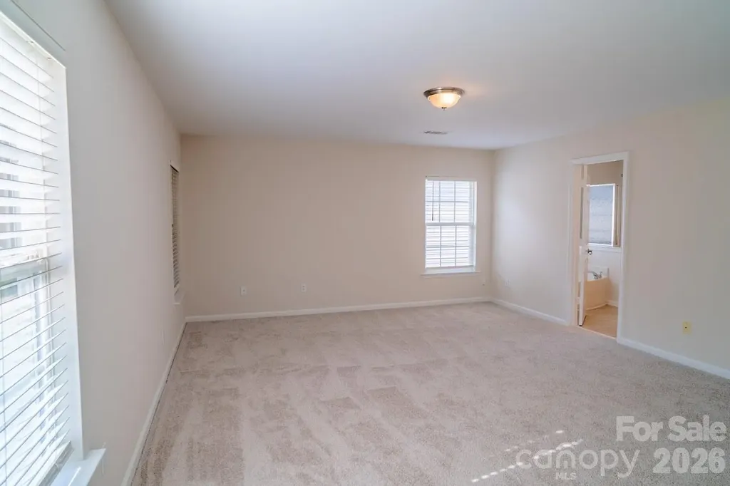9411 Seamill Road Charlotte NC 28278