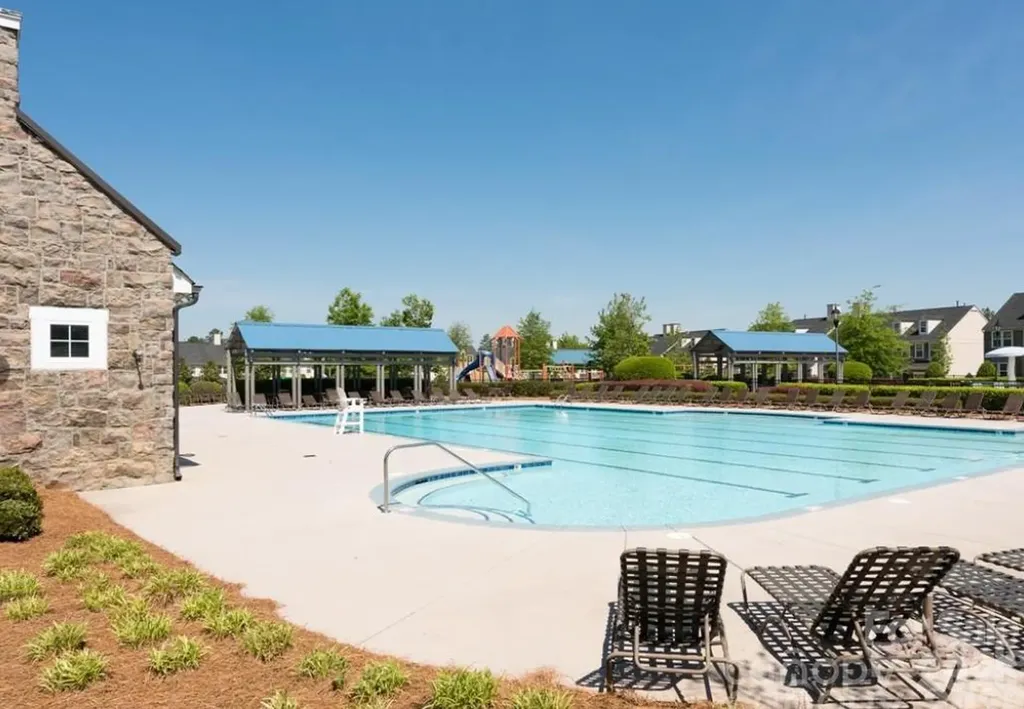 9411 Seamill Road Charlotte NC 28278