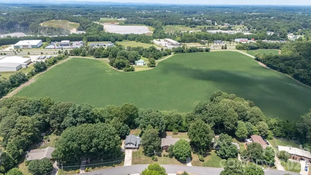 706 Hedrick Drive Statesville NC 28677