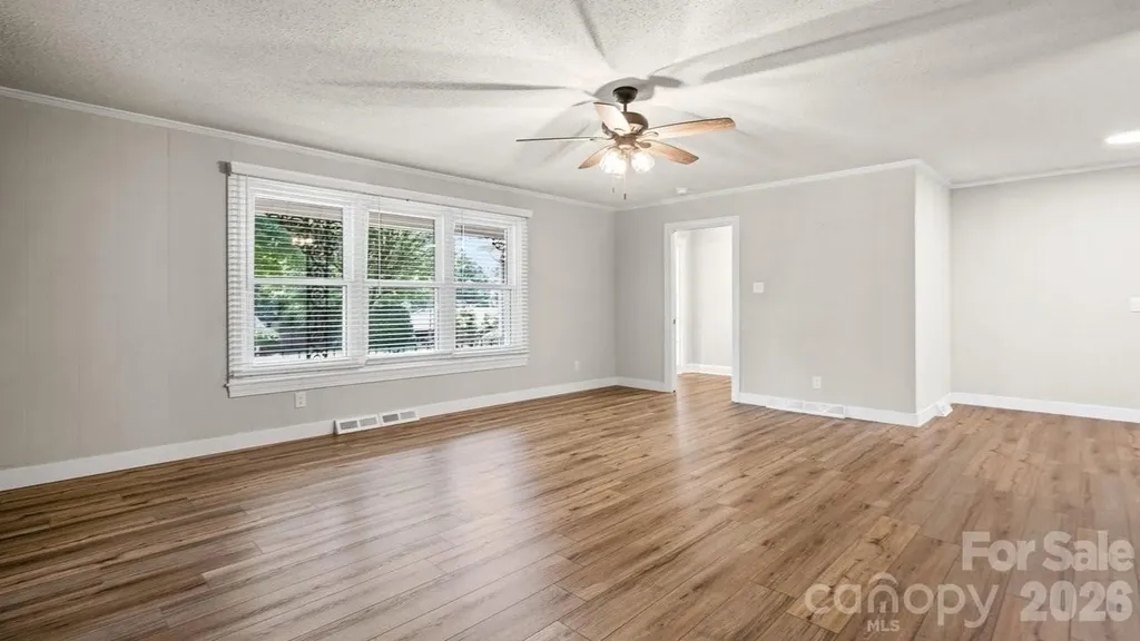 706 Hedrick Drive Statesville NC 28677