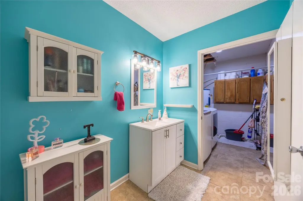 173 Ruthaven Drive Bessemer City NC 28016