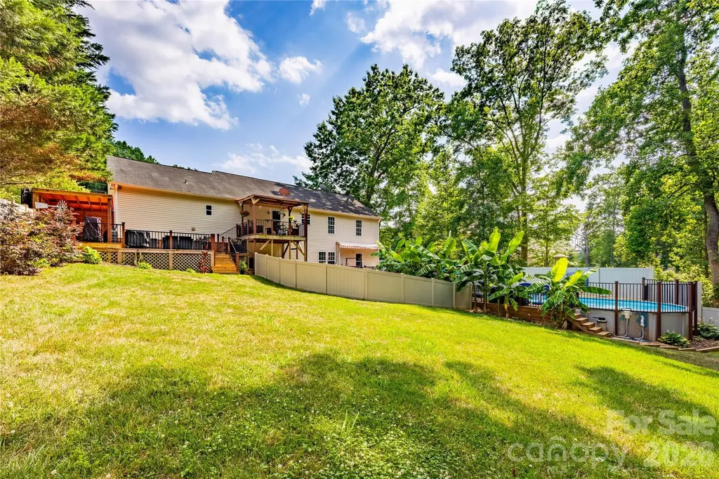 173 Ruthaven Drive Bessemer City NC 28016