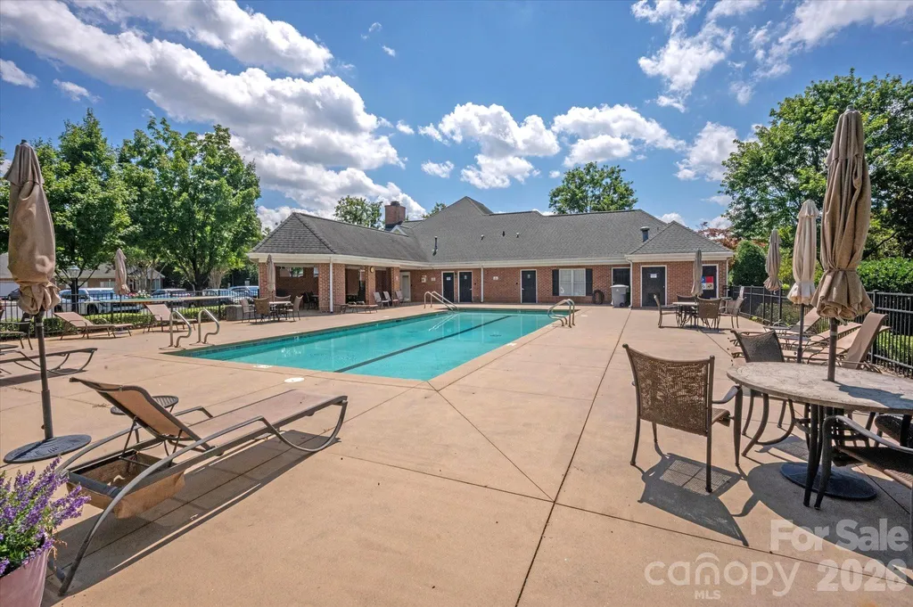 8363 Olde Troon Drive Charlotte NC 28277