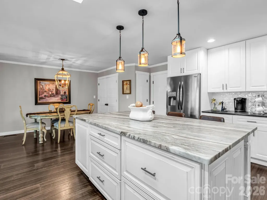 242 Wahuhu Court Brevard NC 28712
