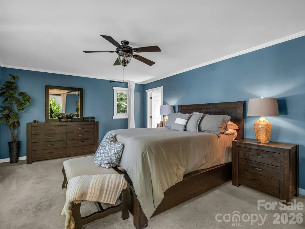 242 Wahuhu Court Brevard NC 28712