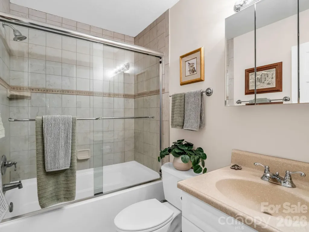242 Wahuhu Court Brevard NC 28712