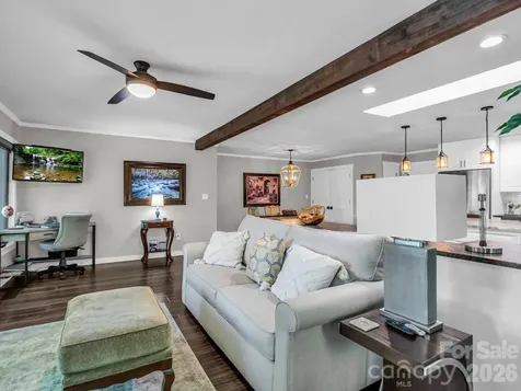 242 Wahuhu Court Brevard NC 28712