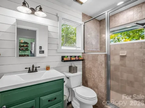 242 Wahuhu Court Brevard NC 28712