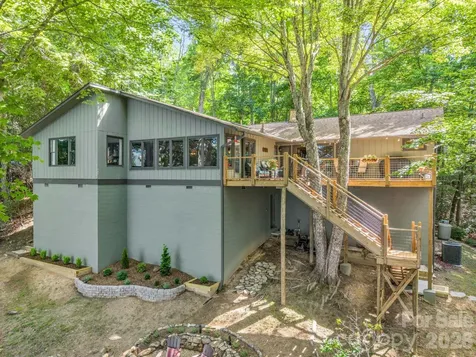 242 Wahuhu Court Brevard NC 28712