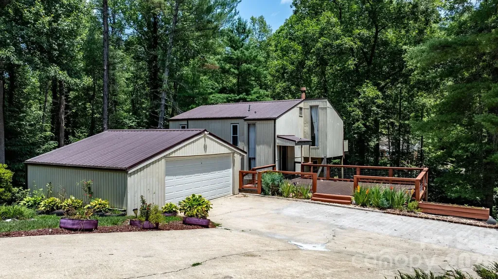 828 Manchester Street SW Lenoir NC 28645