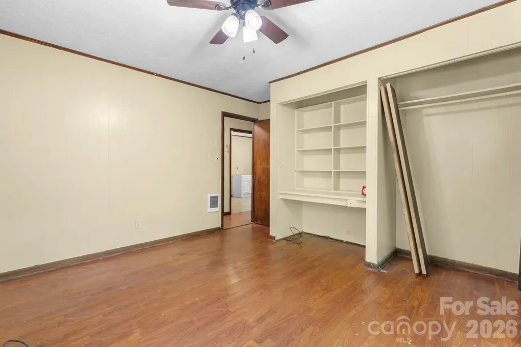 828 Manchester Street SW Lenoir NC 28645