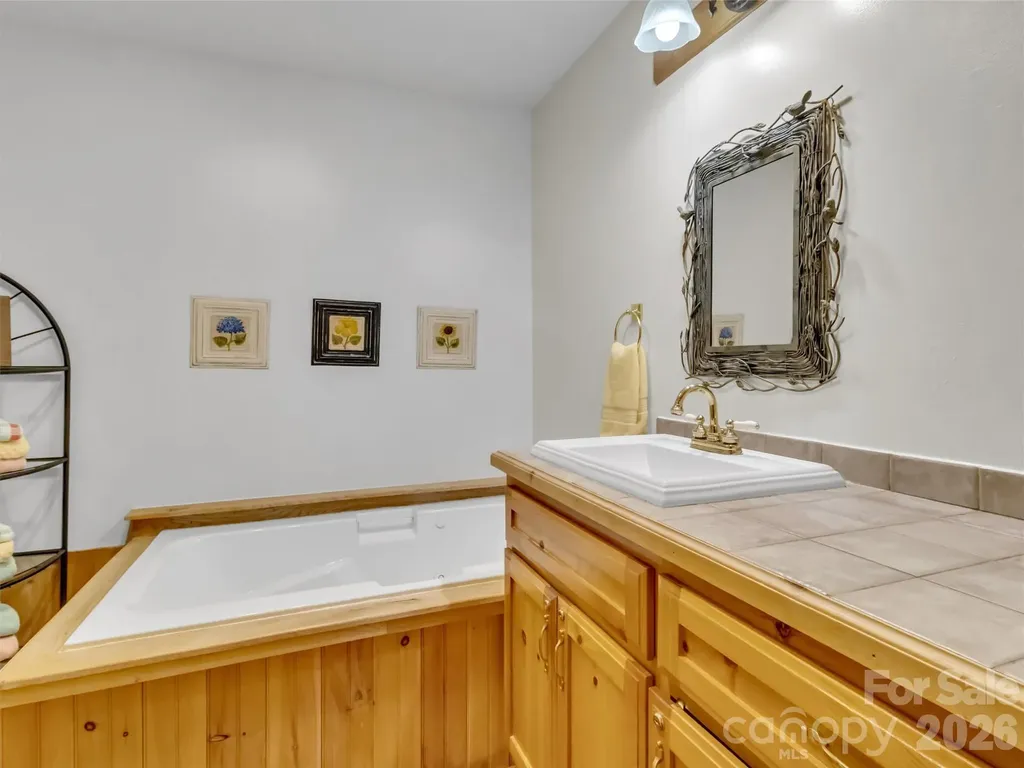 12 Signal Ridge Sylva NC 28779