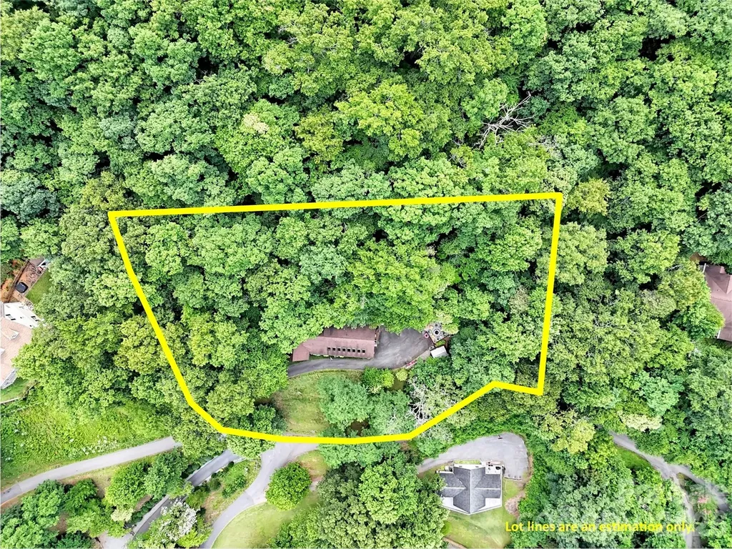 12 Signal Ridge Sylva NC 28779