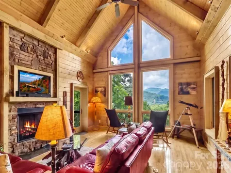 12 Signal Ridge Sylva NC 28779