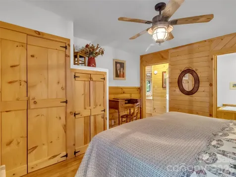 12 Signal Ridge Sylva NC 28779