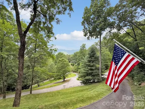 12 Signal Ridge Sylva NC 28779