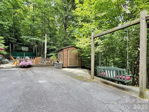 12 Signal Ridge Sylva NC 28779