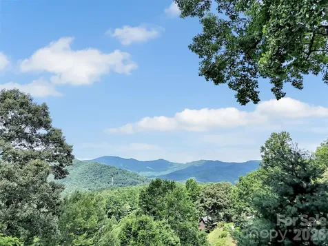 12 Signal Ridge Sylva NC 28779