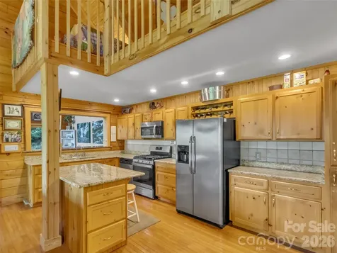 12 Signal Ridge Sylva NC 28779
