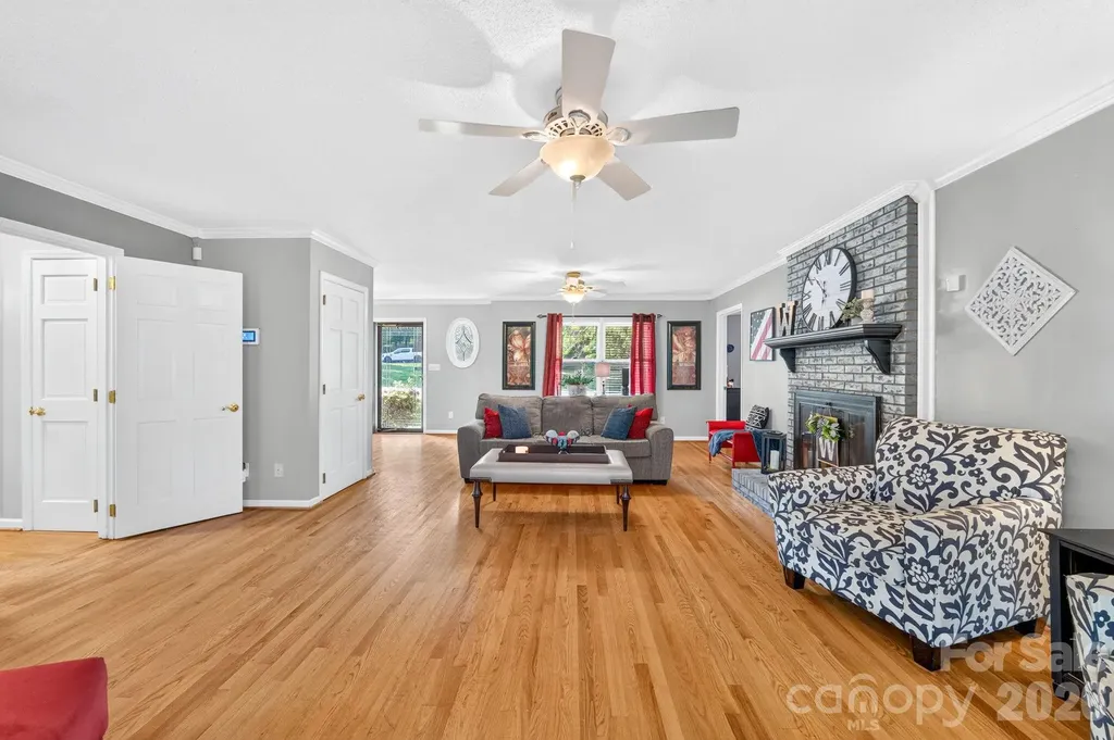 103 Chateau Drive Gastonia NC 28056