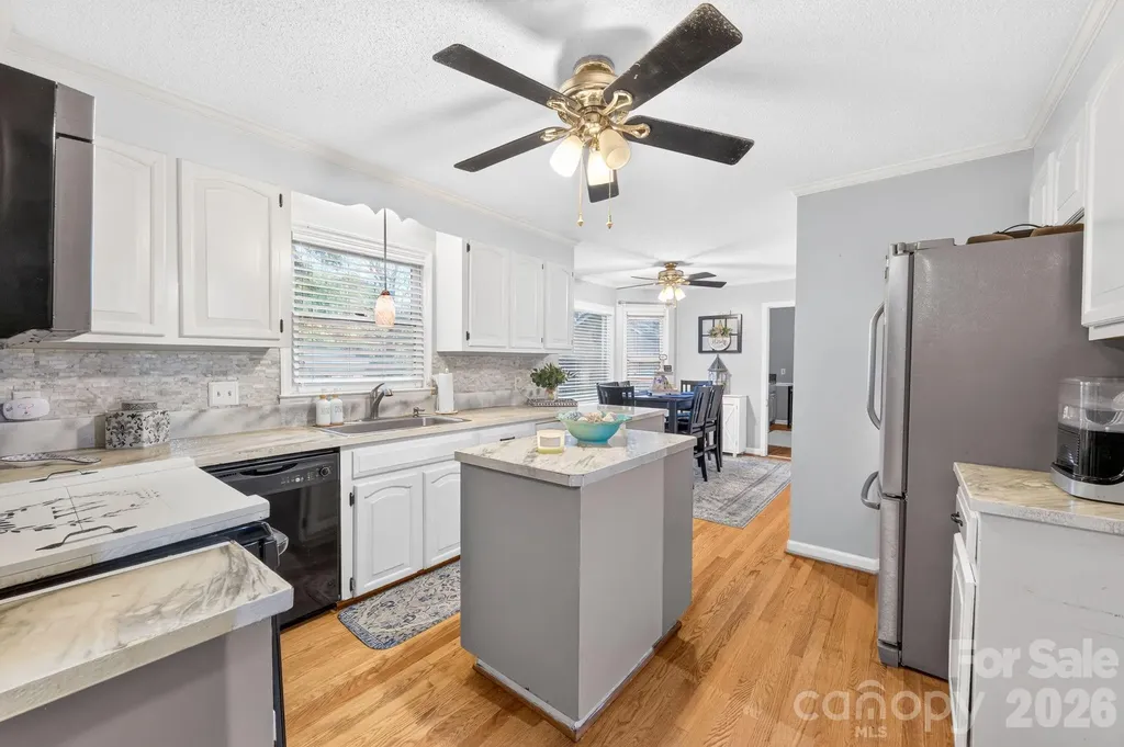103 Chateau Drive Gastonia NC 28056