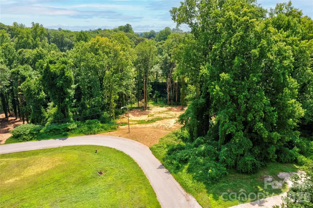 00 Sunset Circle Dallas NC 28034