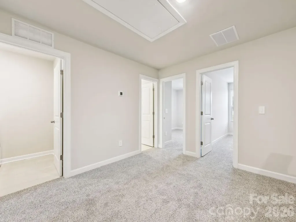 9040 Foggy Brook Loop Charlotte NC 28216