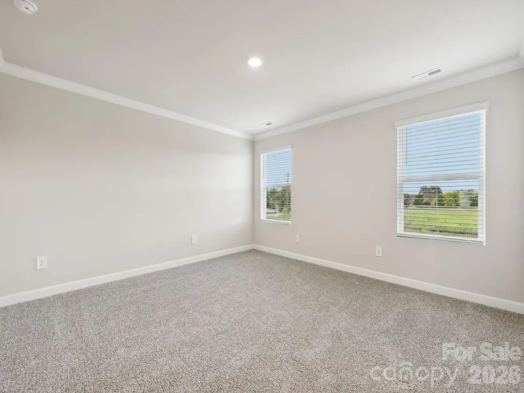 9040 Foggy Brook Loop Charlotte NC 28216
