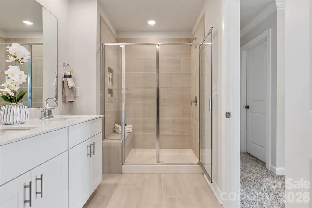 9040 Foggy Brook Loop Charlotte NC 28216