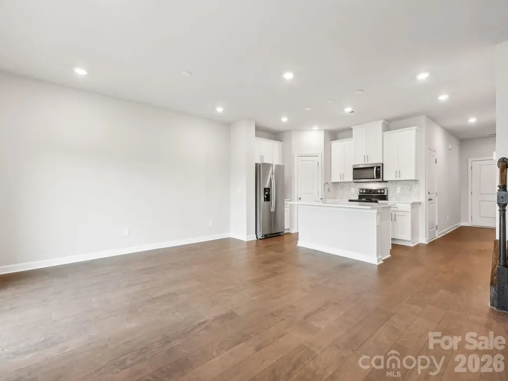 9040 Foggy Brook Loop Charlotte NC 28216