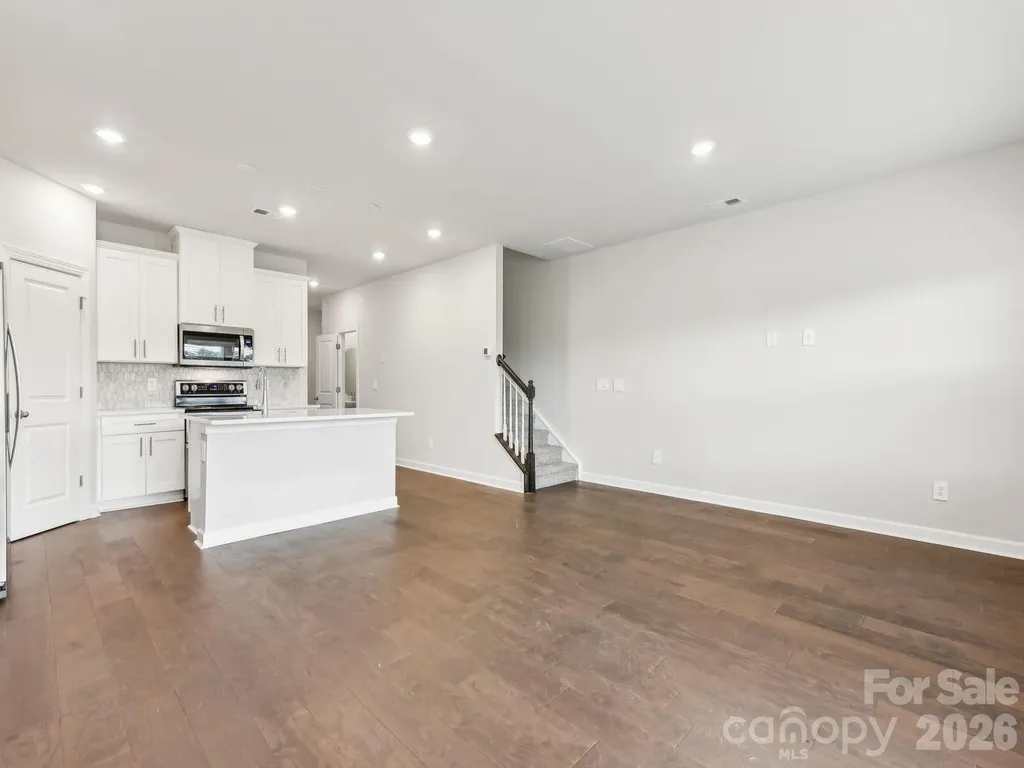 9040 Foggy Brook Loop Charlotte NC 28216
