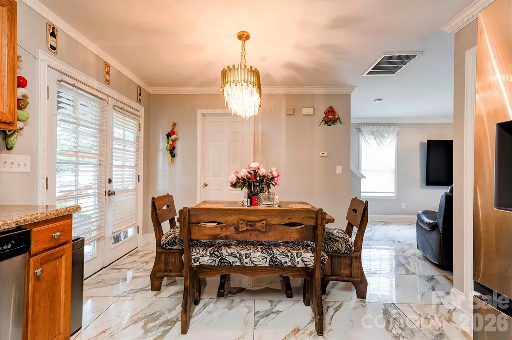 9336 Dewey Drive Charlotte NC 28214