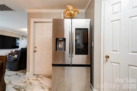 9336 Dewey Drive Charlotte NC 28214