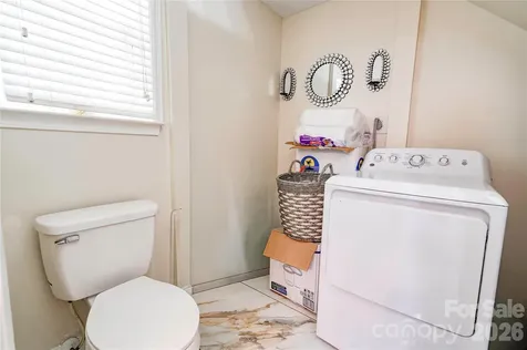 9336 Dewey Drive Charlotte NC 28214