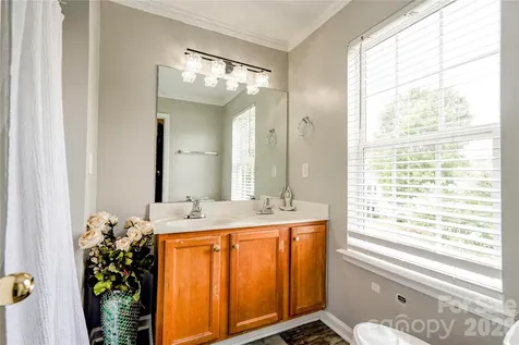 9336 Dewey Drive Charlotte NC 28214