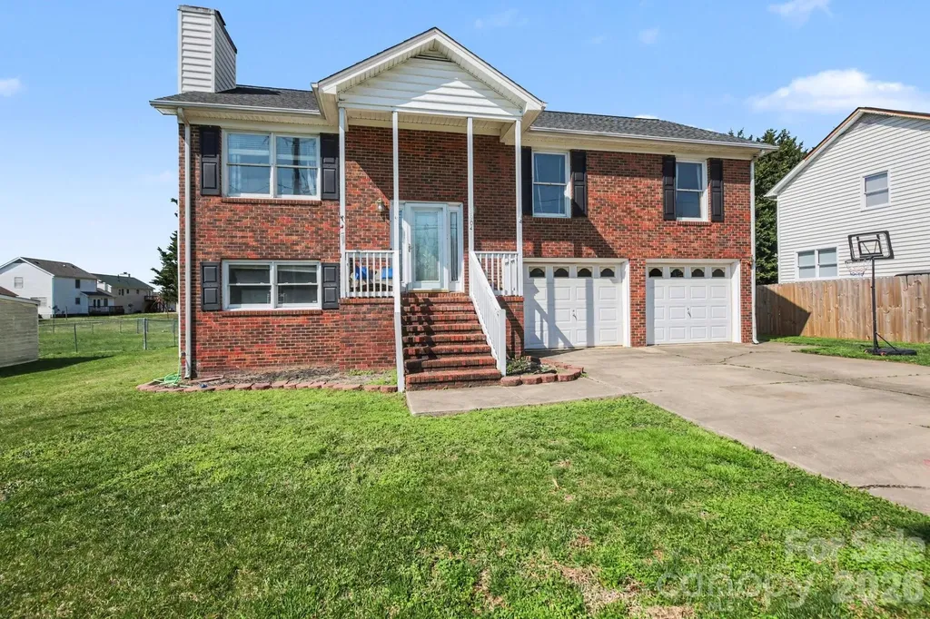 3904 Riverdale Road Greensboro NC 27406