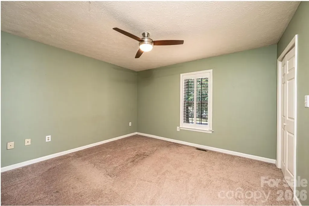 185 Hickman Avenue Hudson NC 28638