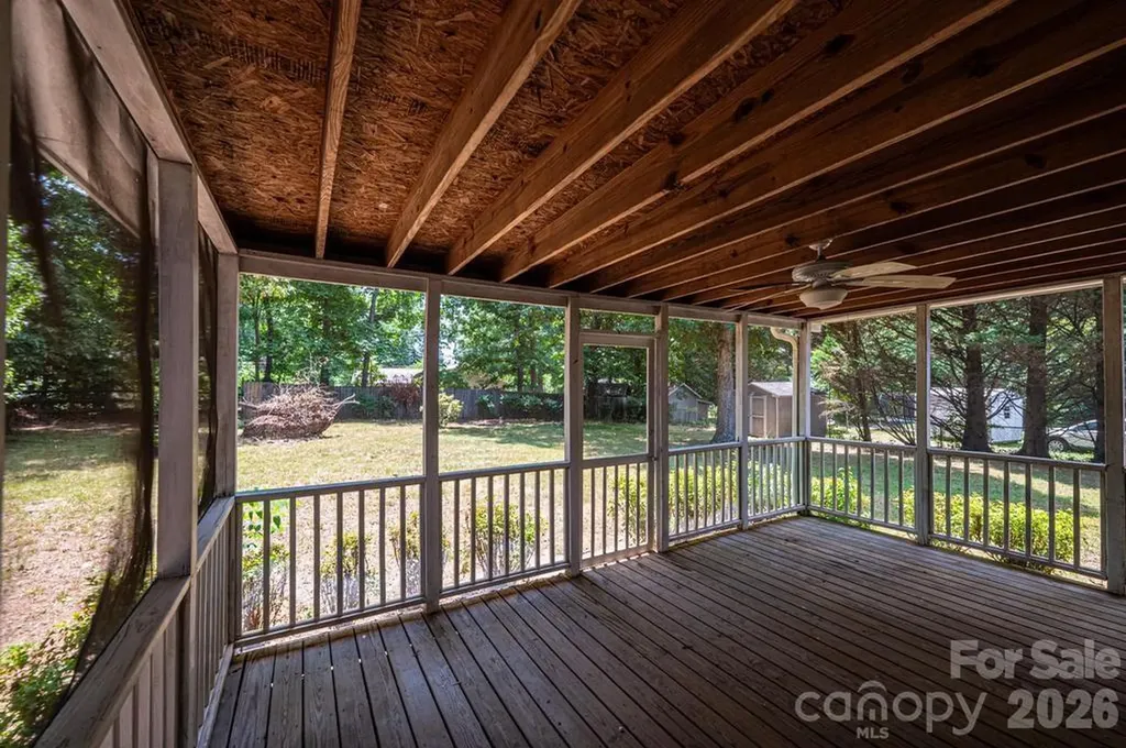 185 Hickman Avenue Hudson NC 28638