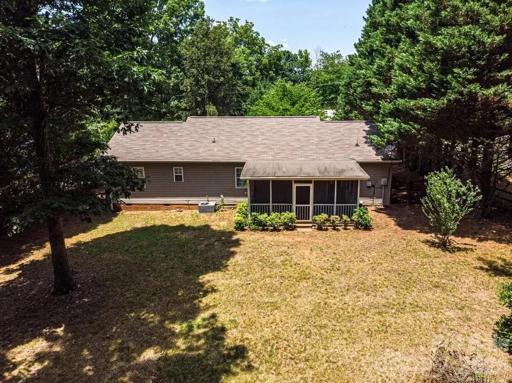 185 Hickman Avenue Hudson NC 28638