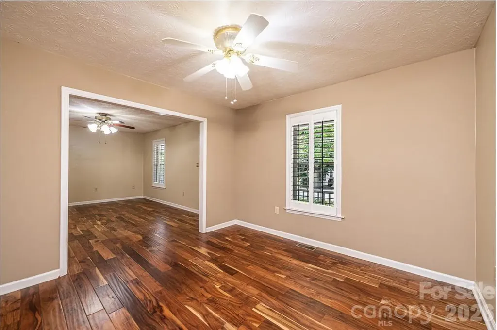 185 Hickman Avenue Hudson NC 28638