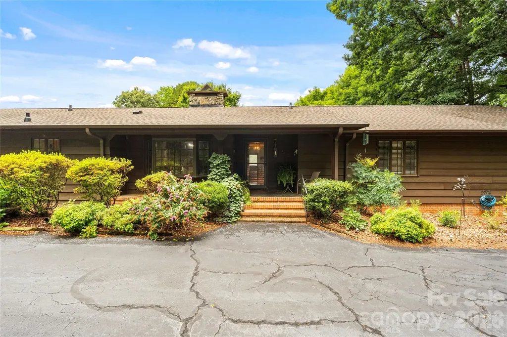 2915 Old Stage Road Gastonia NC 28052