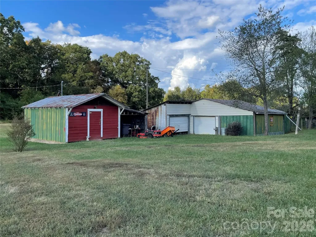 12435 Philadelphia Church Road Stanfield NC 28163
