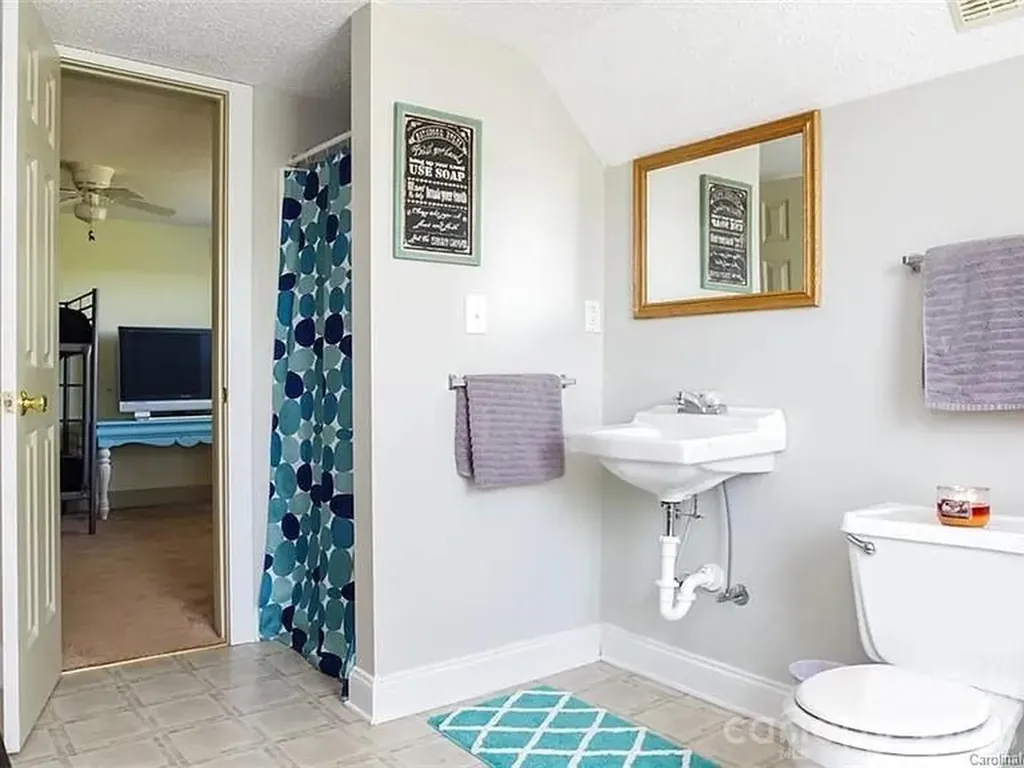 12435 Philadelphia Church Road Stanfield NC 28163