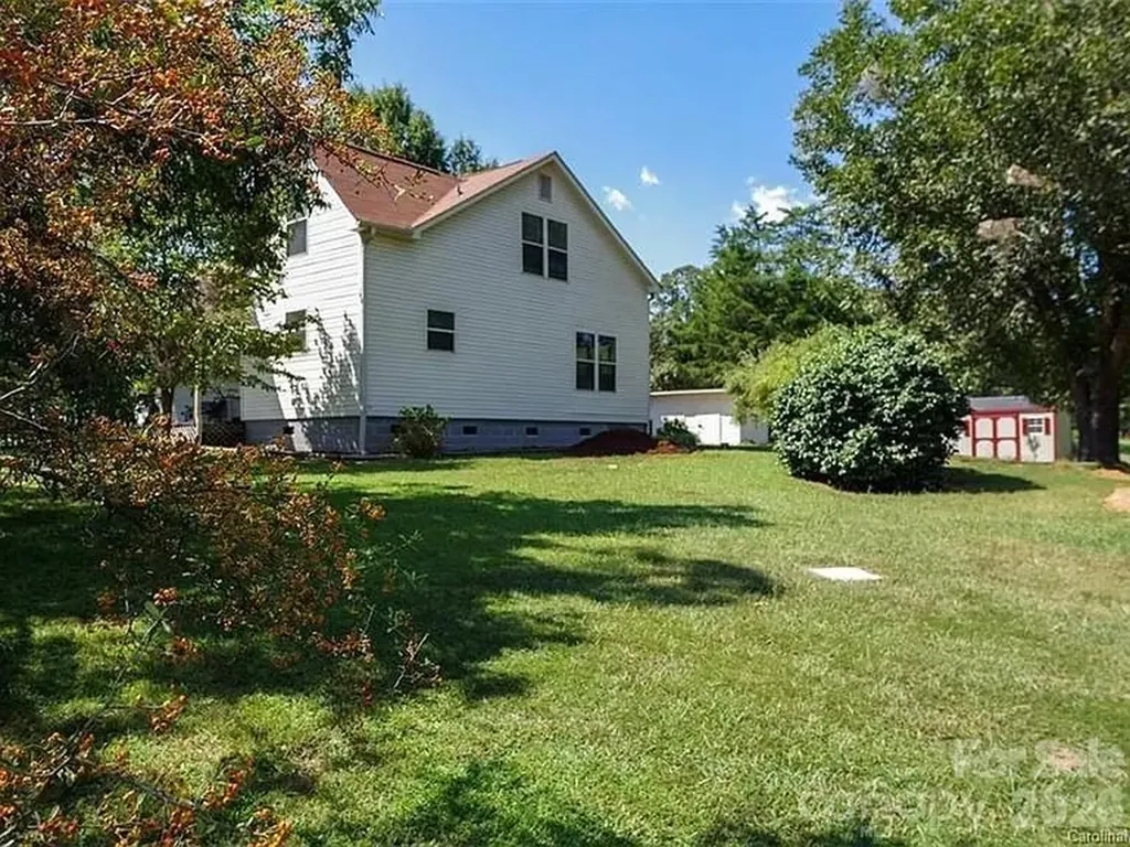 12435 Philadelphia Church Road Stanfield NC 28163