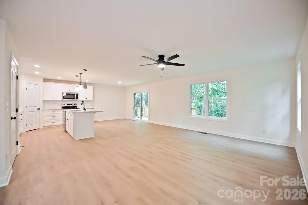 1211 Brecken Court Kannapolis NC 28081