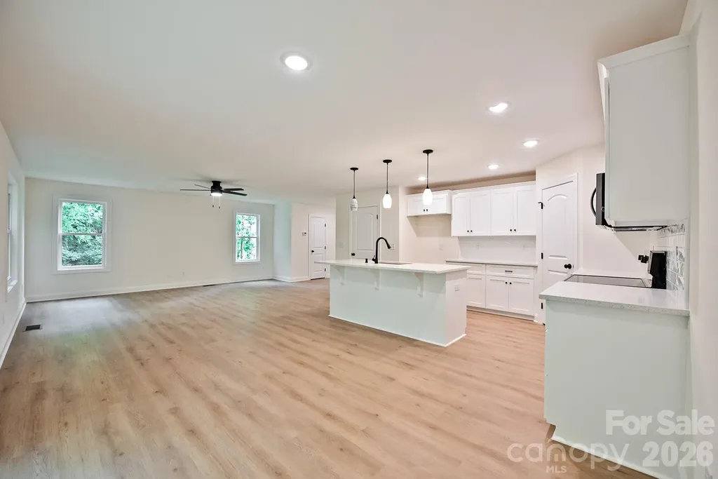 1211 Brecken Court Kannapolis NC 28081