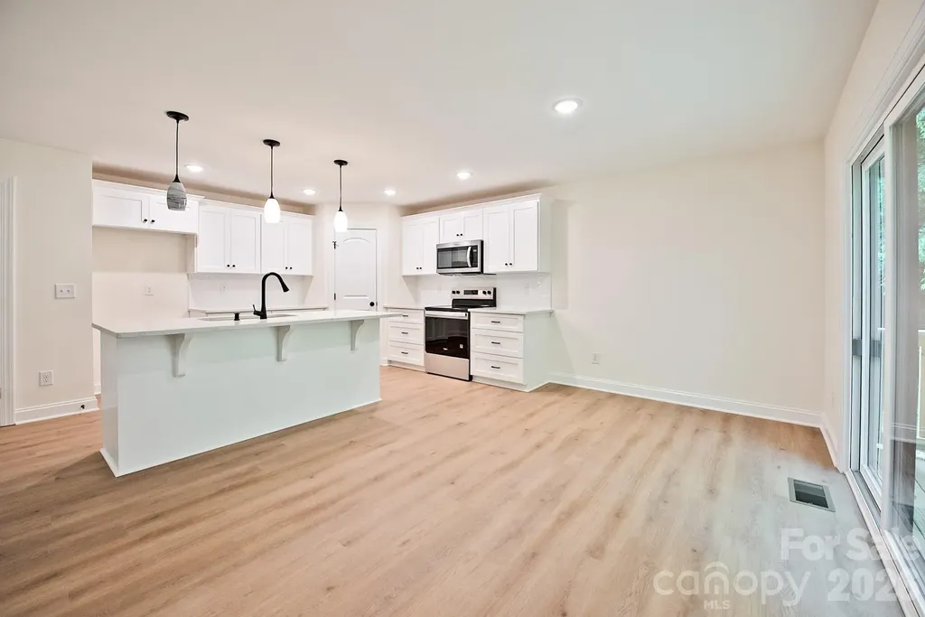 1211 Brecken Court Kannapolis NC 28081